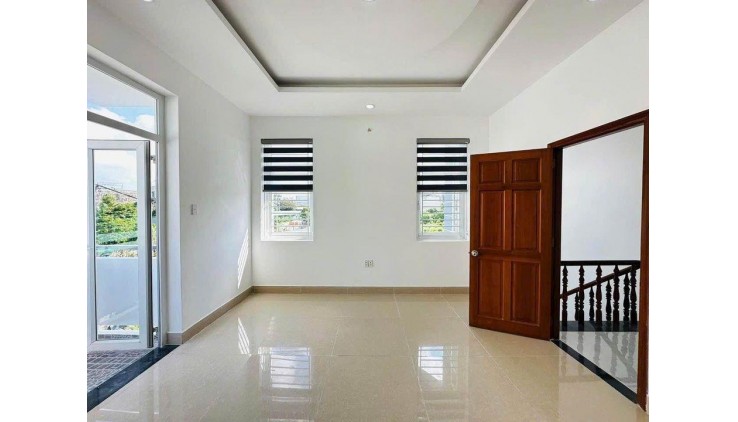 Bán nhà HXH gần chợ Cây Xoài , 4x13m, 52m2 , 3 tầng , không QH